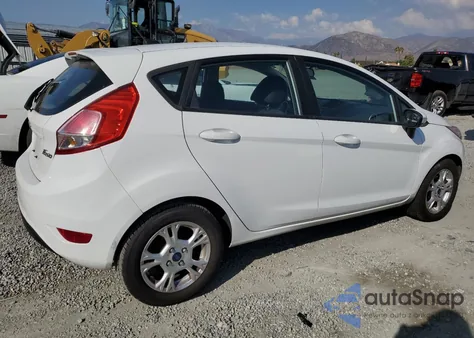 2015 Ford Fiesta Se из США, поврежденный, VIN 3FADP4EJ1FM108211